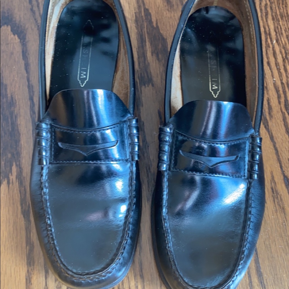 Black vintage Florsheim loafers